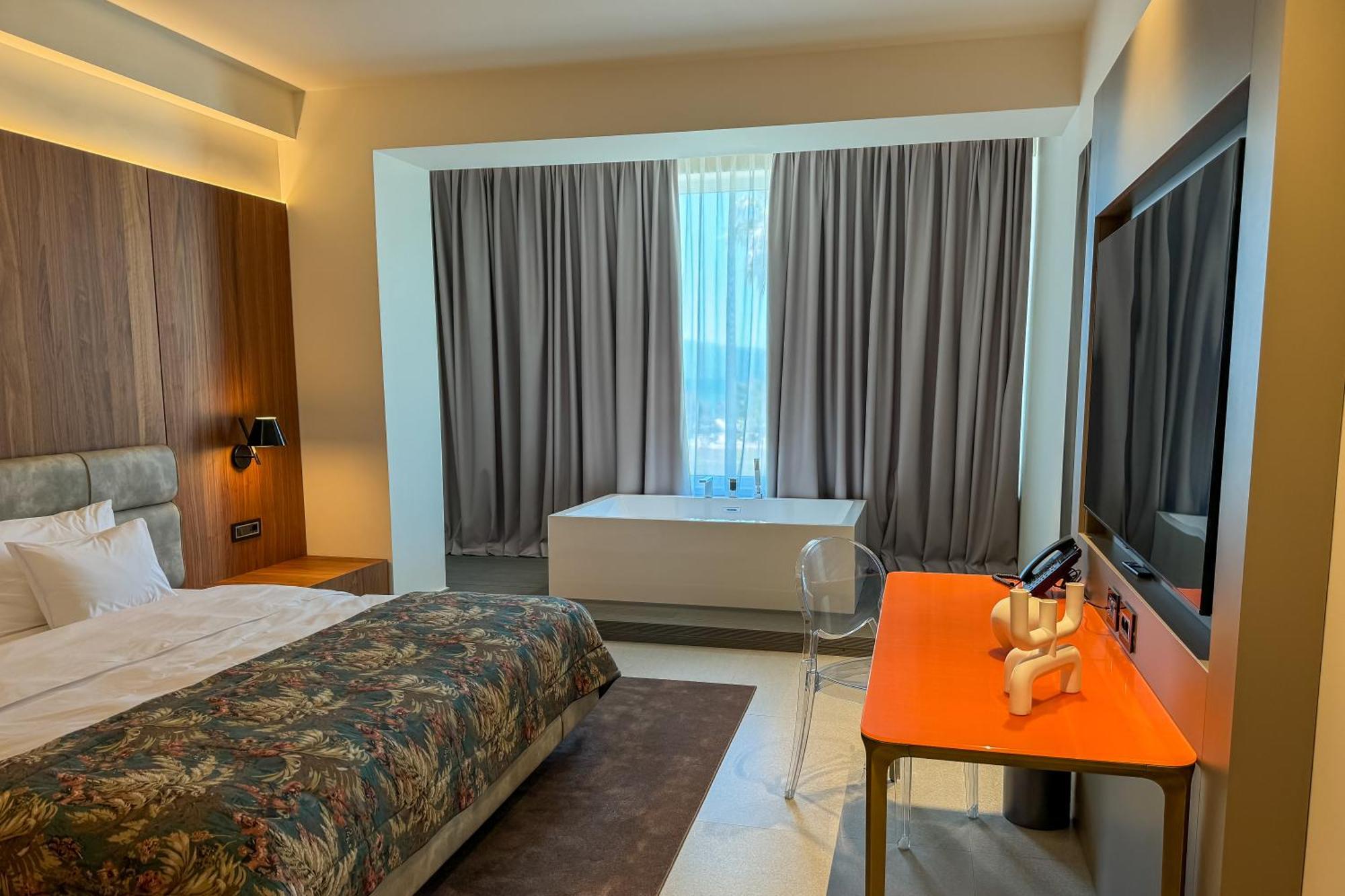 Abi'S Hotel & Spa Vlorë Buitenkant foto