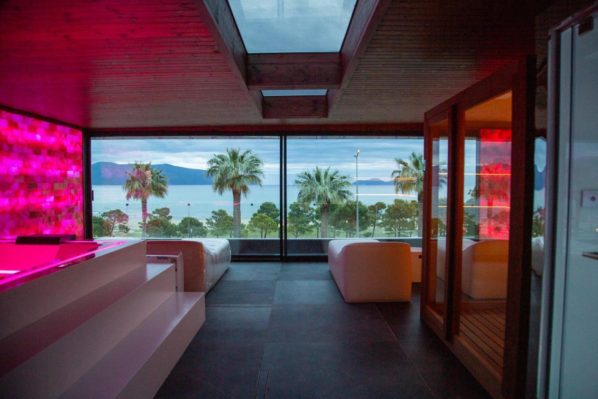 Abi'S Hotel & Spa Vlorë Buitenkant foto