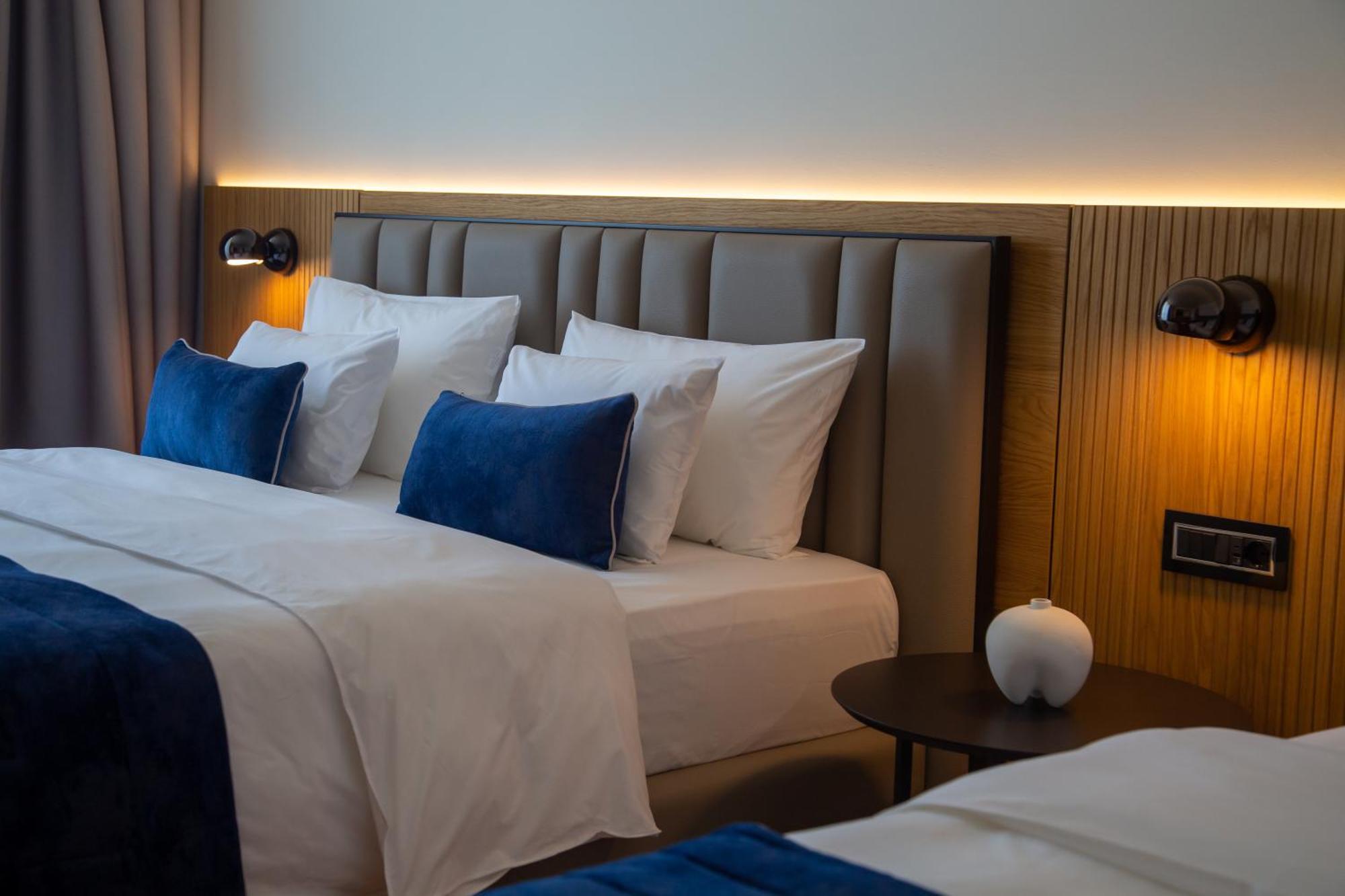 Abi'S Hotel & Spa Vlorë Buitenkant foto